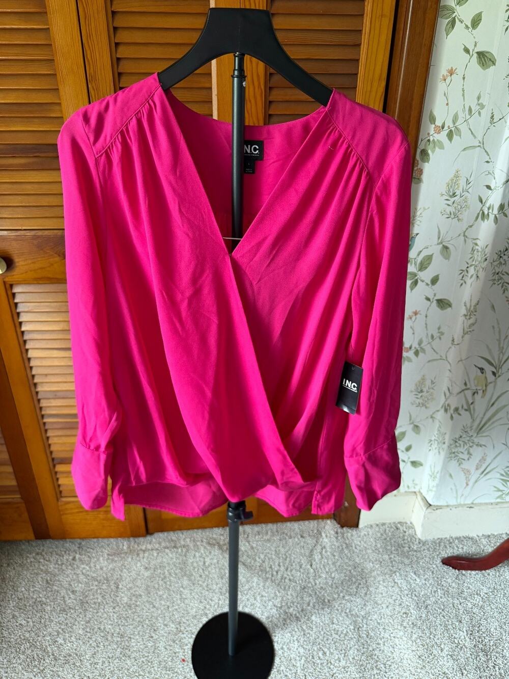 NWT I.N.C. Hot Pink Long Sleeved V Neck Blouse Size Large